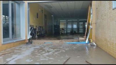 Las familias del colegio María Zambrano, en Zaragoza, piden el cambio de ubicación del centro y para ello están recogiendo firmas