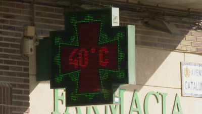 Los mercurios han llegado a los 40 grados en Zaragoza.