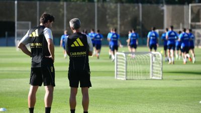 Fran Escribá dispondrá de muchas alternativas en el mediocampo este curso.