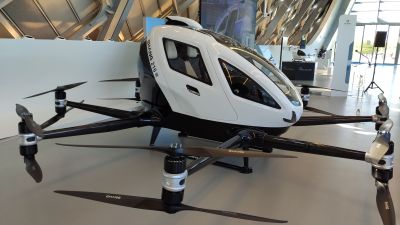 Vehículo Aéreo Autónomo EH216 de la compañía EHang. / Europa Press