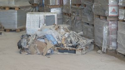 Estado de las instalaciones de une empresa de Cuarte de Huerva (Zaragoza) este jueves, tres semanas después de la tormenta.