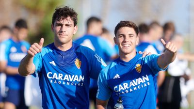 Azón y Cortés durante un entrenamiento. Foto: Real Zaragoza