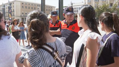Efectivos de Protección Civil han estado este miércoles en lugares como la plaza del Pilar.