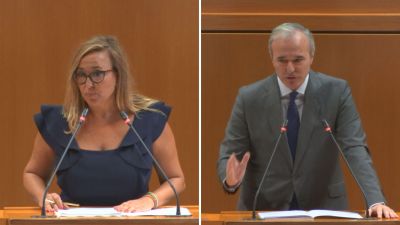 Mayte Pérez y Jorge Azcón en el debate de investidura este jueves.