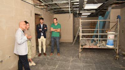Representantes del Ayuntamiento de Zaragoza han visitado este jueves las obras. / Ramón Comet