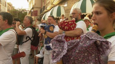 Los gaiteros han tomado las calles de Huesca