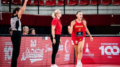 Leyre Urdiáin durante el partido