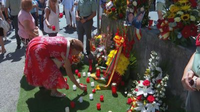 El homenaje ha tenido lugar en la plaza del Valle de Tena de Sallent de Gállego.