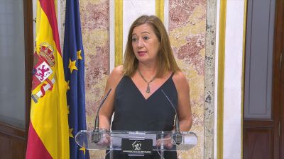Francina Armengol, presidenta del Congreso, durante el anuncio de la sesión de investidura de Feijóo.