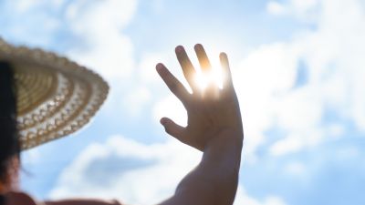 El episodio de calor viene acompañado de una ausencia casi total de lluvias, lo que agravará la situación de sequía meteorológica. / Canva