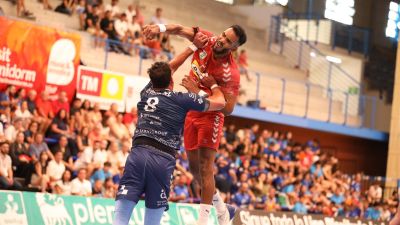 El Bada Huesca empata ante un duro Benidorm (26-26). Foto: Edwin Van’t Hek