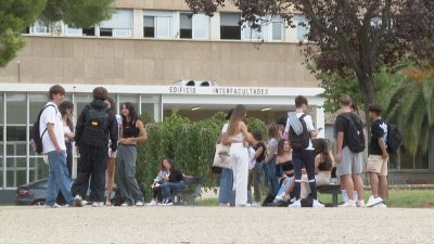 La mitad de los universitarios aragoneses encuentra trabajo en un plazo de cinco años.