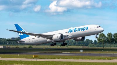 Air Europa sufre un ciberataque y recomienda a algunos clientes cancelar sus tarjetas. / Europa Press