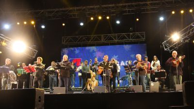La Ronda de Boltaña toca en laPlaza del Pilar