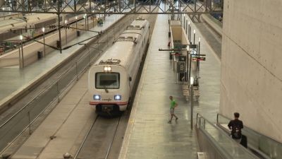 Imagen de archivo de un tren regional en la estación Delicias de Zaragoza.