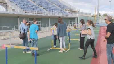 Representantes políticos y deportivos en el CAD. Foto: Aragón Deporte