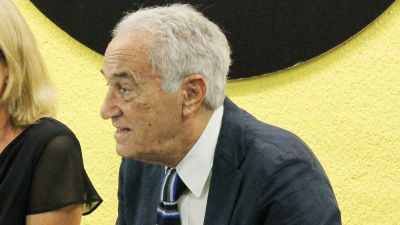 El periodista José María Carrascal, durante la presentación de uno de sus libros. / Europa Press