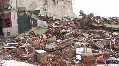 Los vecinos piden una reestructuración integral de la calle.
