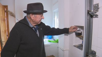 Un contador controla el consumo de agua de los vecinos de Chimillas.
