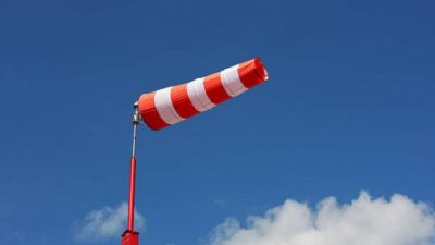 Los avisos se mantendrán activos al menos hasta la noche del miércoles.