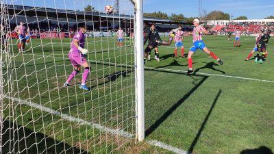 Momento del gol. Foto: UD Barbastro
