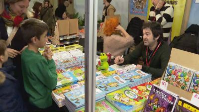 La feria ha organizado encuentros para conectar, sobre todo, con el público infantil y juvenil.