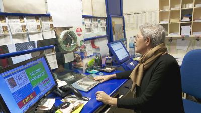 Administración de Teruel donde venden Lotería del Niño.