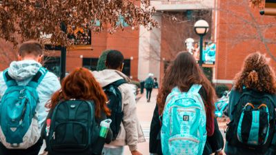 A los universitarios se les unirán este año algo más de 458.000 alumnos de Formación Profesional. / Europa Press