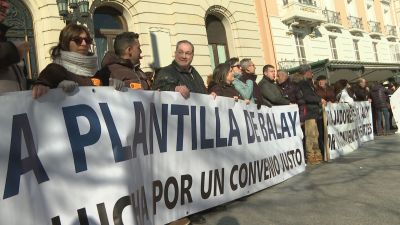 La plantilla de BSH se concentra en la plaza de España