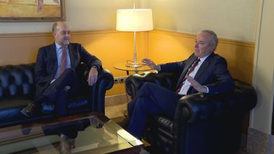 Jorge Azcón se ha reunido con el presidente de la CHE, Carlos Arrazola.