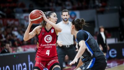 Mariona Ortiz durante un encuentro con Casademont.