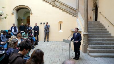 El presidente de la Generalitat, Pere Aragonés, durante su comparecencia este martes en el Palau de Centelles. / EFE