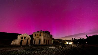 Aurora boreal vista en Villalba Baja (Teruel). / Pedro Blesa