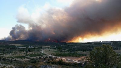 El avance del fuego, visto desde Nonaspe. / Vecino de Nonaspe