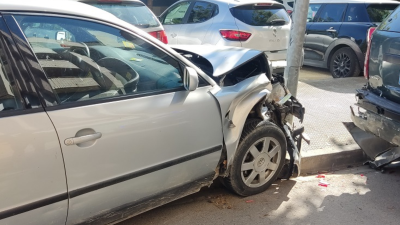 Estado en el que ha quedado el coche que conducía el menor. / Ayuntamiento de Huesca