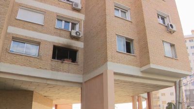 Fallece una mujer horas después de ser víctima de un incendio en su vivienda.