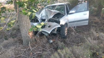 Accidente ha ocurrido a las 21:00 horas en el punto kilométrico 10,300 de la A-129. / Ángel Ibort