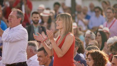 Begoña Gómez acompañó a su marido, Pedro Sánchez, este miércoles en un acto de la campaña electoral. / Europa Press-Álex Zea