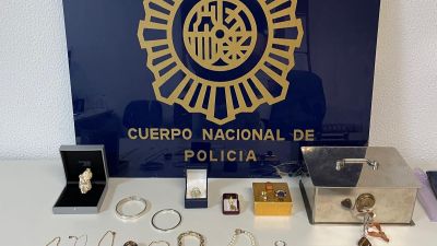 Objetos requisados de la vivienda de la detenida.
