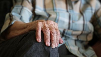 Ceoma pide una ley contra el maltrato a las personas mayores. / Pixabay