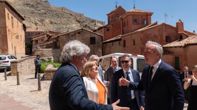 El presidente de Aragón, Jorge Azcón, este lunes en Albarracín. / Gobierno de Aragón