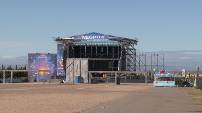 Estado del escenario del Festival Zuera Sound este domingo. / Aragón TV