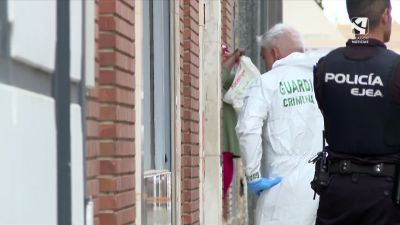 El comercio que regentaba el matrimonio está ubicado en la calle José Sinués Urbiola de Ejea. / Aragón TV
