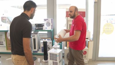 Las tiendas de electrodomésticos han notado un aumento en la venta de ventiladores de techo. / Aragón TV