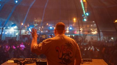 DJ Kato en el Espacio Zity de Zaragoza.