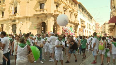 El blanco y el verde son, como siempre, los colores de las fiestas. / Aragón TV