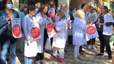 Los sindicatos médicos piden acciones reales contra la violencia verbal o física a los médicos. / Europa Press