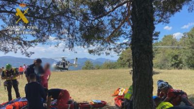 Heridos graves dos parapentistas en el valle de Hecho. / Guardia Civil
