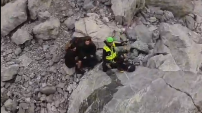 Uno de los rescates realizados a lo largo de este fin de semana por el Greim de Huesca. / Guardia Civil