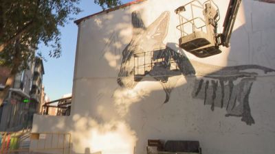 Imagen de una de las obras que luce ya en el barrio de Torrero. / Aragón TV